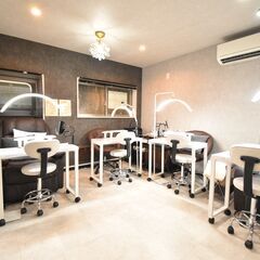 【正社員】ネイリスト経験者◆1.8万円～社宅完備◆入社祝い金10万円◆地方から上京して働きたい方歓迎◆の画像