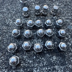 ★価格要相談★【格安・おまけあり】ウェッズ　レオニスSK 18インチの画像