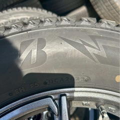 ブリザック  ハリアー　RAV4 cx-5 エクストレイル スタッドレス　225/65R17 岐阜　 スタッドレス BLIZZAKの画像