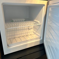 24年製 アイリスオーヤマ 冷凍庫 冷蔵庫 2way PF-A31FD -M 小型冷凍庫 直冷式 冷凍ストッカー 1ドア 静音 省エネ 家電 冷蔵庫 セカンド冷凍庫 中古 美品 一人暮らしの画像