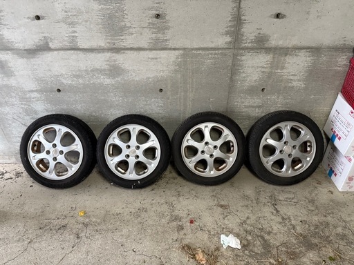 タイヤアルミホイール