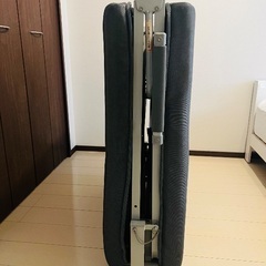 折りたたみシングルベッドの画像