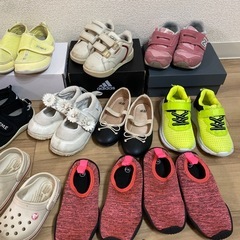 キッズ靴まとめ売りの画像