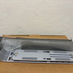 【新品未使用】パソコンスタンドの画像