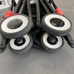 超コンパクト🔴ブランドベビーカータイヤも綺麗の画像