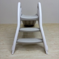 遊具　すべり台　滑り台　ホワイト　グレーの画像