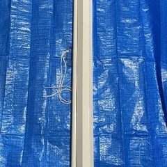 【※返品可能※本日の引き取りで表示価格から4800円引きの5000円】イーサプライ プロジェクタースクリーン 60インチ 4:3 巻き上げ 吊り下げ 天吊り ロール式 壁掛け 大型 ホームシアター EEX-PST1-60の画像