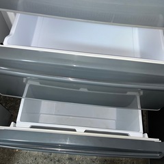 AQUA ノンフロン冷凍冷蔵庫 AQR-361F(S)  355L 冷凍89L 冷蔵266L 4ドア 2017年製 稼働確認済 中古品 ③の画像