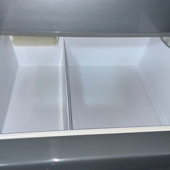 AQUA ノンフロン冷凍冷蔵庫 AQR-361F(S)  355L 冷凍89L 冷蔵266L 4ドア 2017年製 稼働確認済 中古品 ③の画像