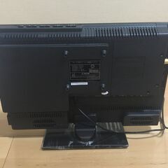 18年製　アグレクション　16インチDVDプレーヤー内蔵地デジテレビの画像