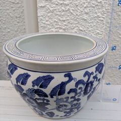 金魚鉢　メダカ鉢　火鉢の画像