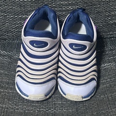 NIKE スニーカー スリッポン 21センチの画像