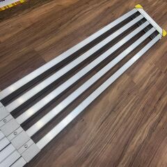 アルインコ VSS-270N アルミ合金伸縮式足場板【船橋馬込店】【店頭取引限定】【中古】管理番号：ITO8IK6YKEM0の画像