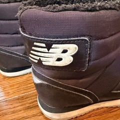 ニューバランス　キッズブーツ　17cmの画像