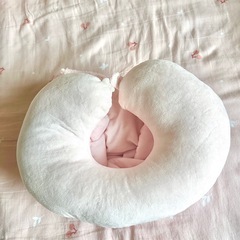 かわいいネックピロー ピンク キルティング　ネックピロー　車　旅行の画像