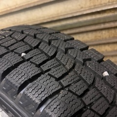 スタッドレスタイヤ155/65r14 軽自動車　バリ溝の画像