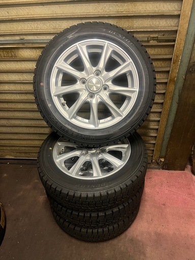 スタッドレスタイヤ155/65r14 軽自動車　バリ溝