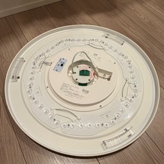 【お売りします】IKEA イケア ESKADER エスカデル LEDシーリングランプ リモコン付きの画像