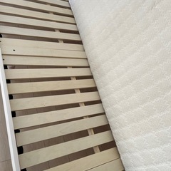 ベッドフレーム＋マットレス(シングルサイズ)の画像