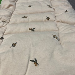 ハイチェア　クッションの画像