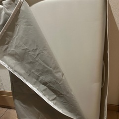 軽量サロンベッドの画像