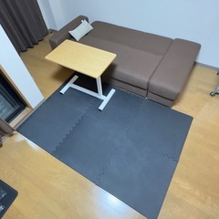 【まとめセット】ニトリソファーベッド＋昇降テーブル＋ジョイントマット6枚の画像