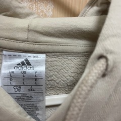 adidas パーカー　オーバーサイズの画像