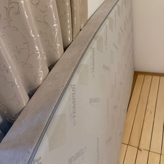 テンピュールマットレス＆無印ベットの画像