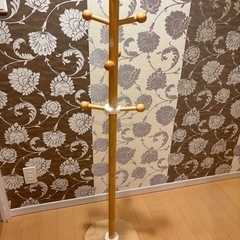 小鳥のコートハンガーの画像