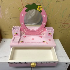 マザーガーデン　ドレッサーの画像