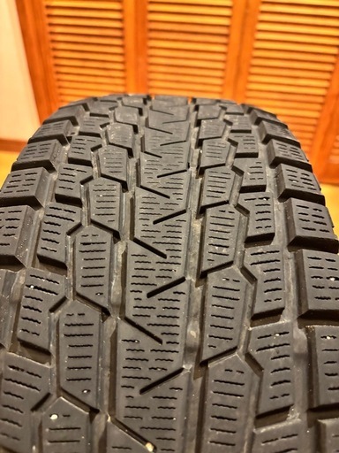 終了【スタッドレスタイヤ4本】2022年35週　YOKOHAMA ice GUARD 075 225/70R16