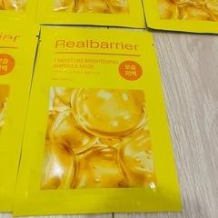 Real Barrierリアルバリア 7モイスチャーブライトニングアンプルマスクの画像
