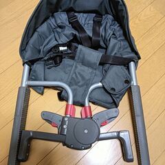 カトージ テーブルチェアの画像