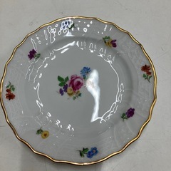 H2511-386 HUTSCHENREUTHER プレート 皿 2枚 バラ売り不可 美品の画像