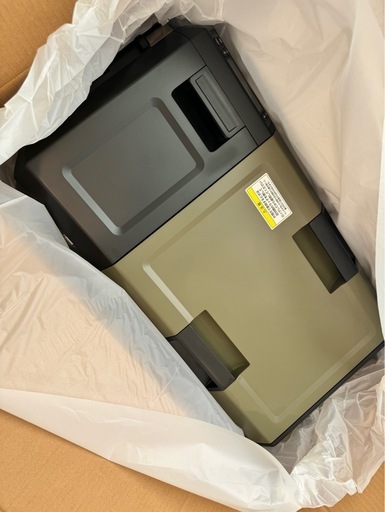 【新品未使用品】Makita CW004GZ0 充電式クーラーボックス