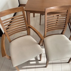 ダイニングテーブル、チェア6脚の画像