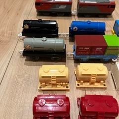 プラレール★いっぱいつなごう 金太郎&貨車セット　貨物列車コンテナの画像