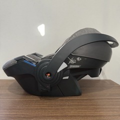 STOKKE iZi Go X1 ストッケ イージーゴー チャイルドシート ベビーシートの画像