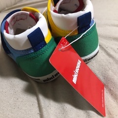 新品タグ付き　ミキハウス　靴　14.5の画像
