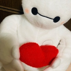 (受け渡し予定者決定☆)新品タグ付き ハートをぎゅっとぬいぐるみ ベイマックスの画像