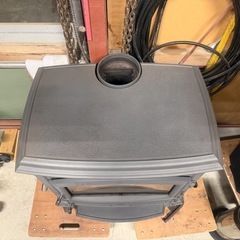 中古薪ストーブの画像