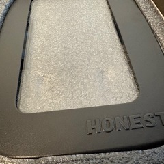 HONEST ガラスリッド　ハイエース200系 給油口の画像