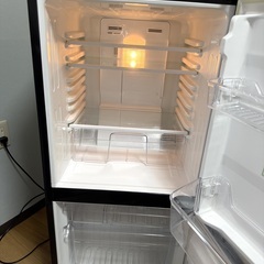 冷蔵庫 2017年製 110L UR-F110H ユーイング ブラックの画像