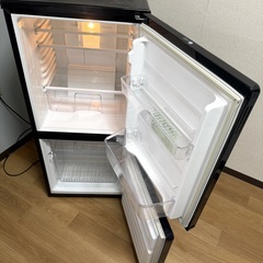 冷蔵庫 2017年製 110L UR-F110H ユーイング ブラックの画像