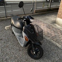 スズキのレッツ4の画像