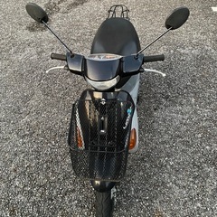 スズキのレッツ4の画像