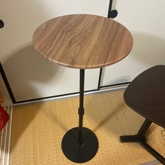 サイドテーブル　小型テーブル　高さ調整可能の画像