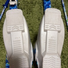 スキーセット　
子供の画像