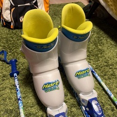 スキーセット　
子供の画像