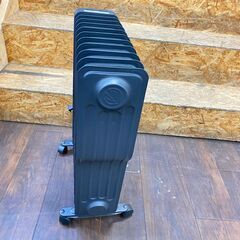 ジ484/  TEKNOS テクノス オイルヒーター TOH-D1102K ブラック 最大10畳 2022年 暖房器具 の画像